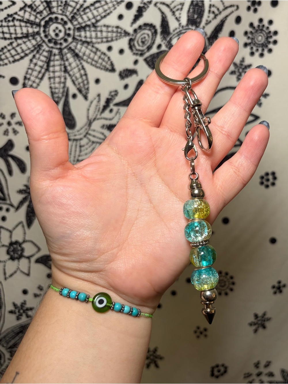 Handmade Beaded Pointed Tip Keychain Self
Defense Accessory Bag Charm Gift